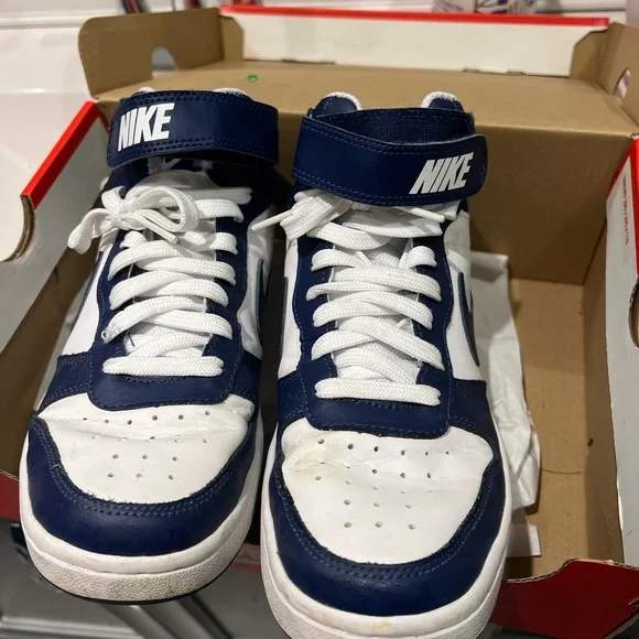 Nike Blue and White Athletic Shoes - Picture 2 of 3